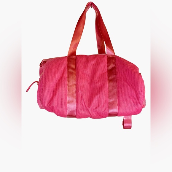 Wildfox Pink Duffle -NWT - Picture 3 of 5